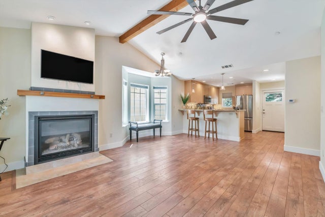 115 Fairway Village Ct, MURPHYS