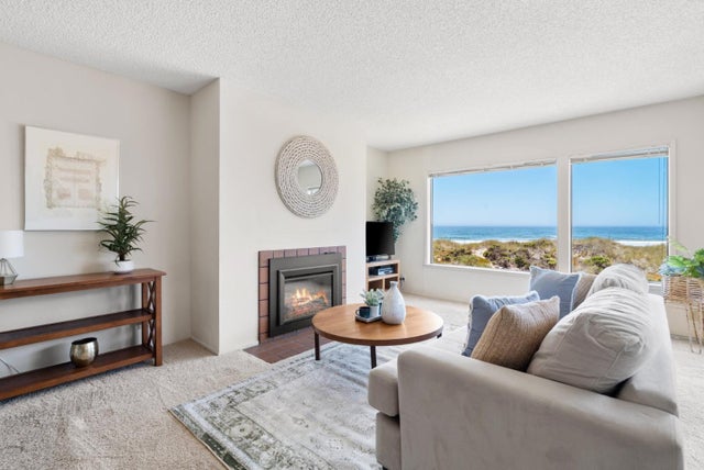 101 Shell Dr 227, WATSONVILLE