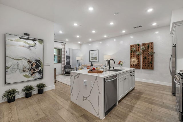 1000 Berryessa Ln 211, DAVIS