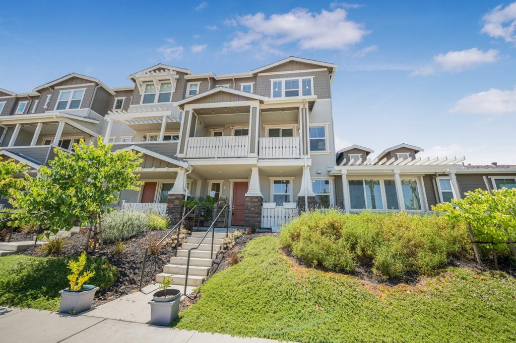 1387 Ores Way, GILROY