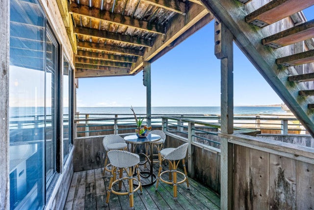 1 Surf Way 122, MONTEREY