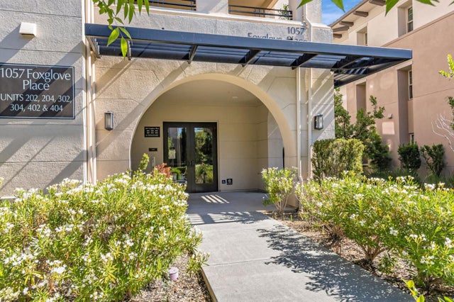 1057 Foxglove Pl 202, San Jose