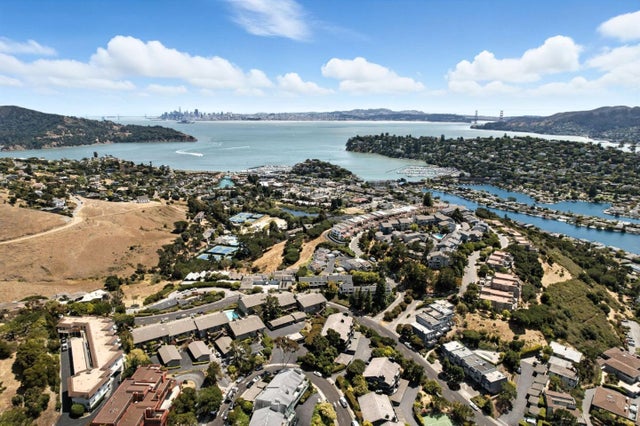 80 Marinero Cir, TIBURON