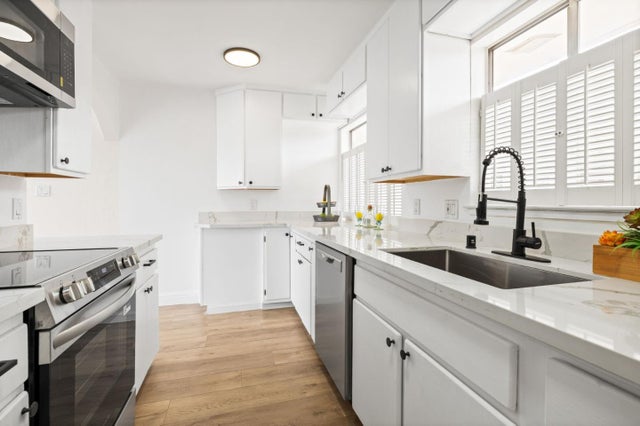 1599 Hays St 306, SAN LEANDRO