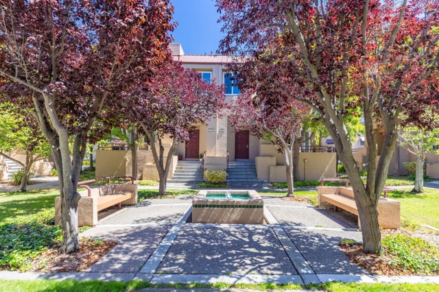 210 Commons Ln, FOSTER CITY