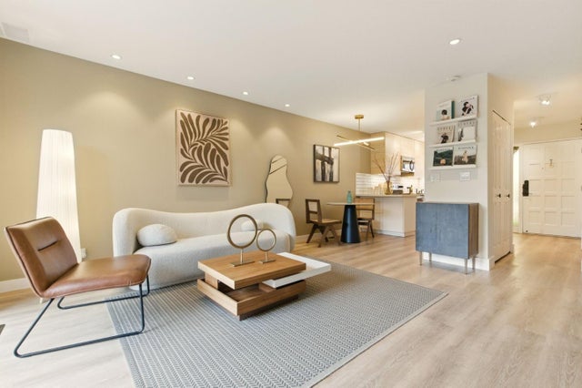 415 Oak Ave, REDWOOD CITY