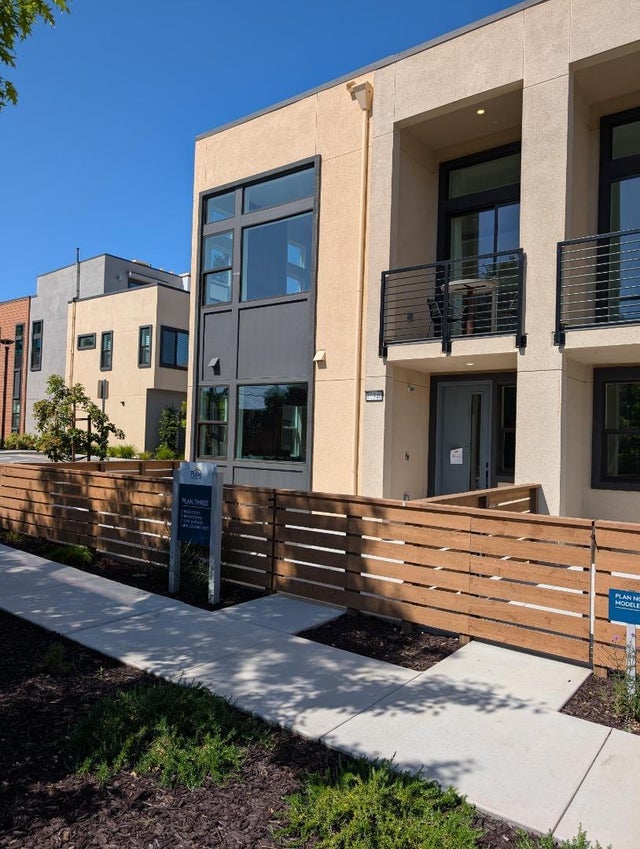 11315 Cottonwood Pl 39-09 Plan 3, SARATOGA