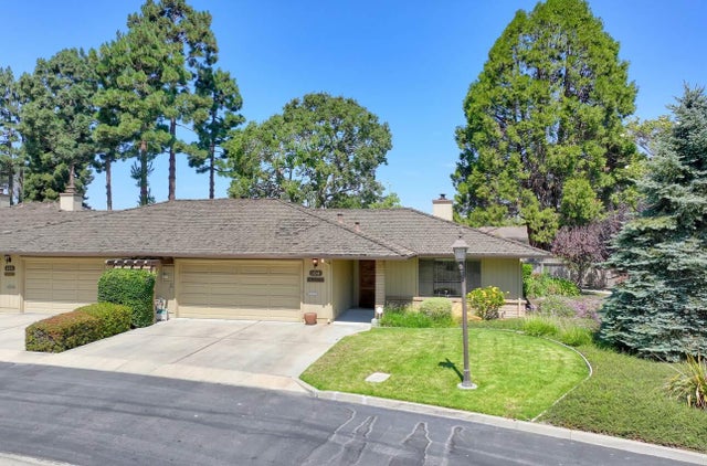 330 Woodside Dr 104, SALINAS