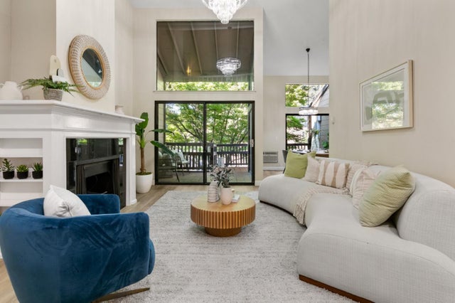 1963 Rock St 24, MOUNTAIN VIEW