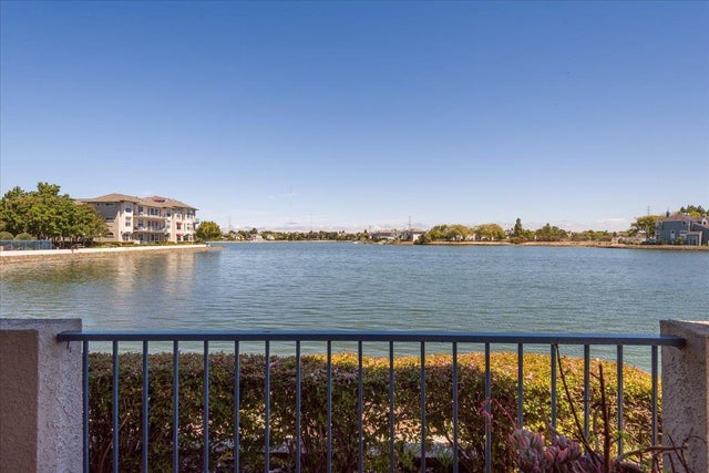 1000 Davit Ln 106, REDWOOD CITY