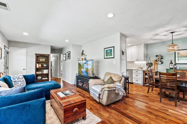 1144 Callas Ln 1, CAPITOLA