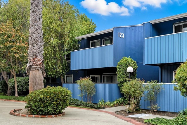 123 Piccadilly Pl F, SAN BRUNO