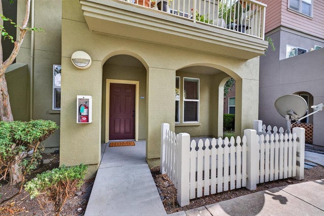 229 Pacifica Blvd 104, WATSONVILLE