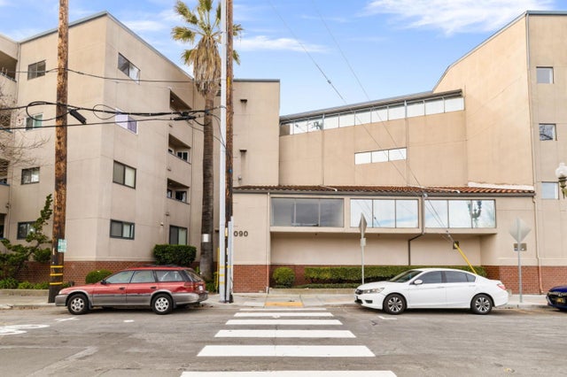 1090 Main St 401, REDWOOD CITY