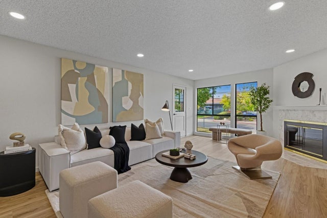 35 W 20th Ave 113, SAN MATEO