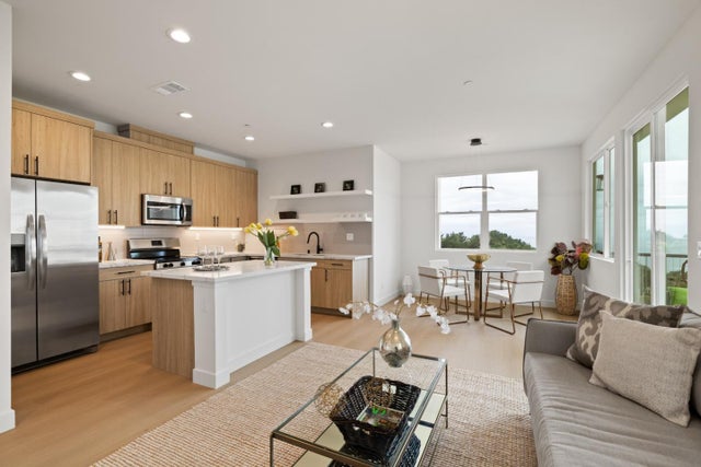 807 Fassler Ave, PACIFICA