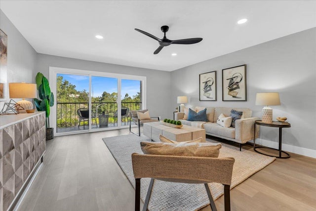 1685 Bayridge Way 204, SAN MATEO