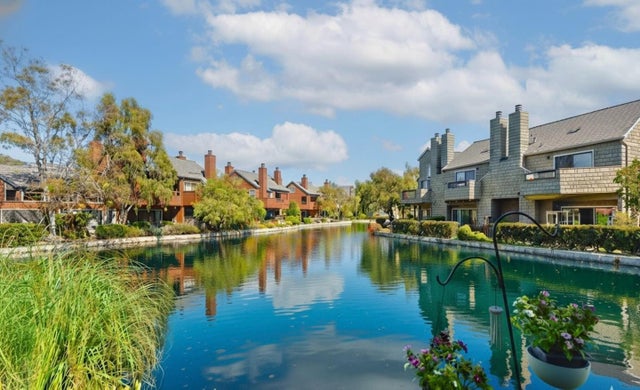 953 Shoreline Dr, San Mateo