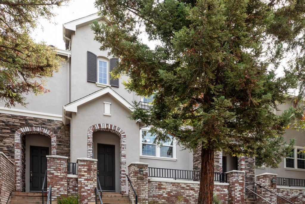 1129 Munich Ter, SUNNYVALE