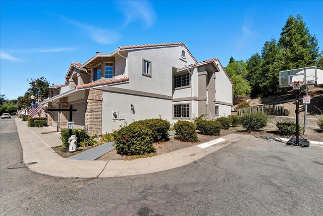 313 Camino Arroyo E, DANVILLE