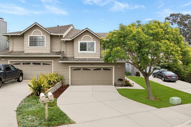 52 Winding Way, Watsonville