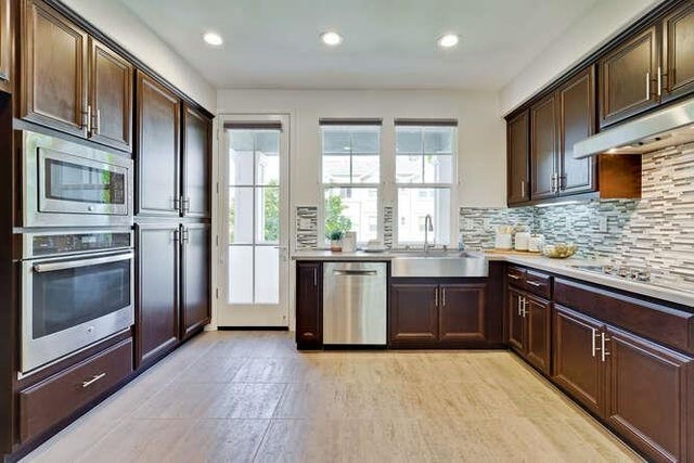 2045 Atlas Loop, MOUNTAIN VIEW