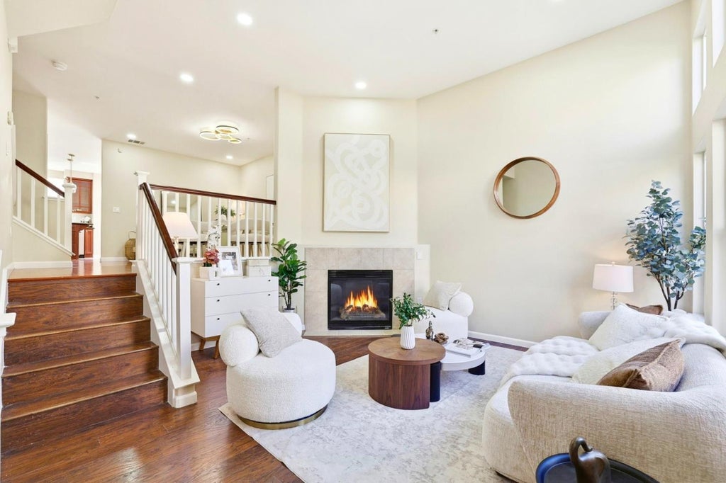 89 Esfahan Dr, SAN JOSE