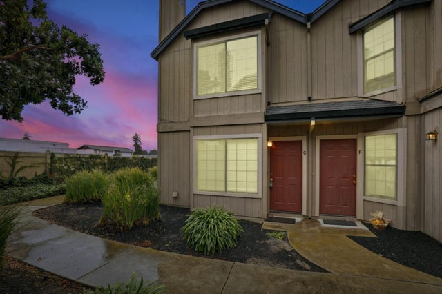 251 Gibson Dr G52, HOLLISTER