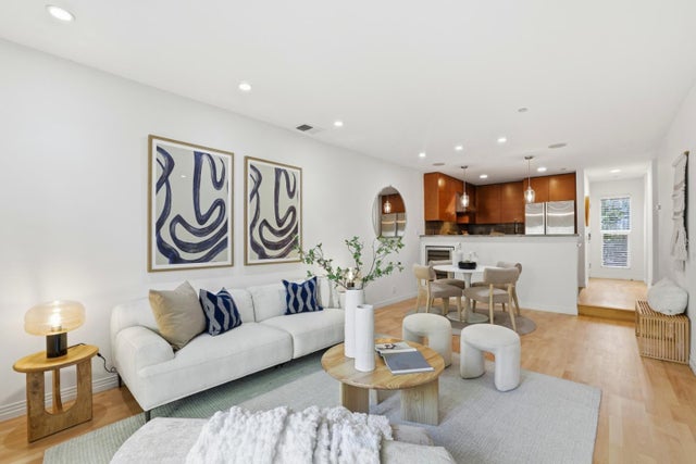 1835 Palm View Pl 105, SANTA CLARA