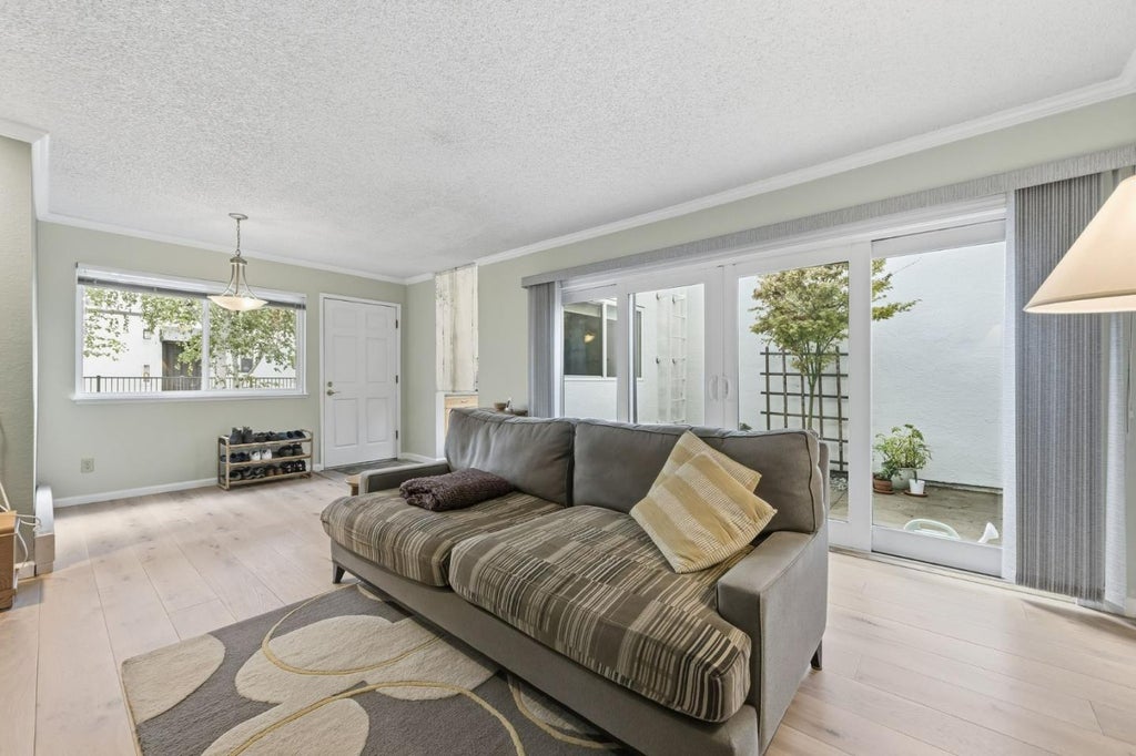 1919 Alameda De Las Pulgas 134, SAN MATEO