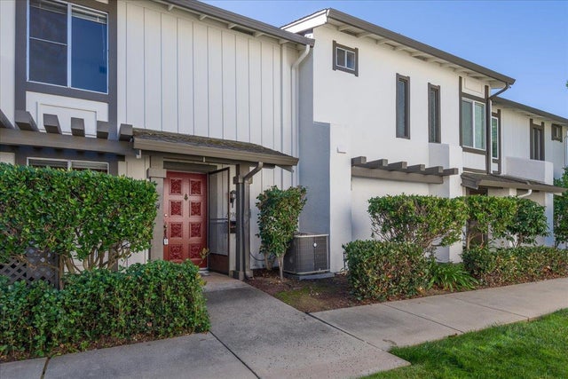 1296 Riesling Ter, SUNNYVALE