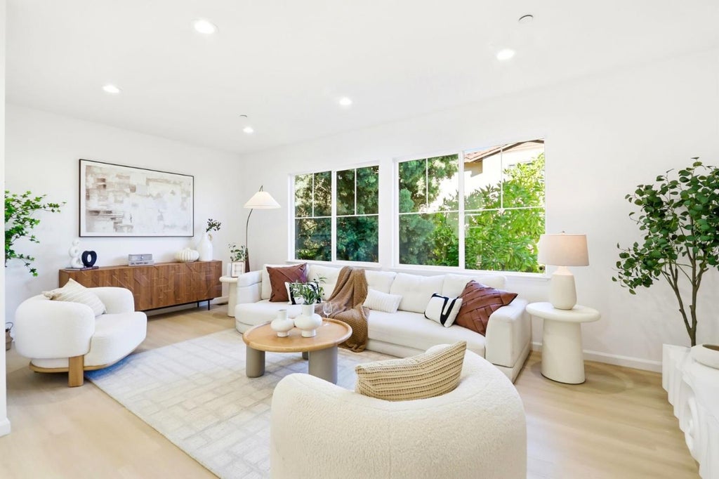 662 Montara Ter, SUNNYVALE