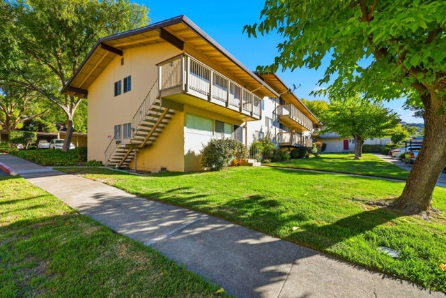 2351 Paloma Ct 8, PINOLE