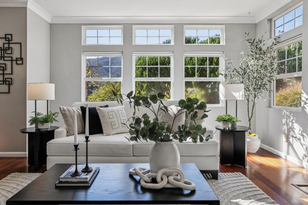 415 Callippe Ct, BRISBANE