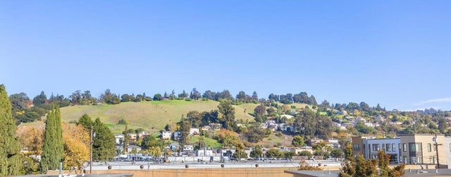 25218 Parklane Dr, HAYWARD