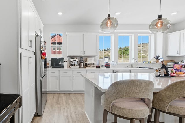 28983 Ashwell Ave, HAYWARD