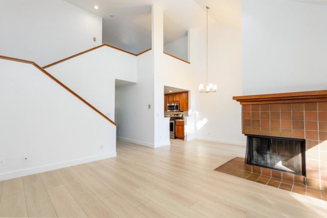 32 Cove Ln, REDWOOD CITY