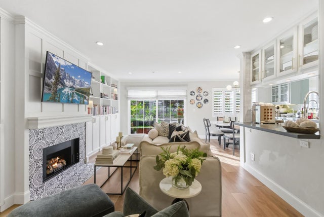 20 Willow Rd 7, MENLO PARK