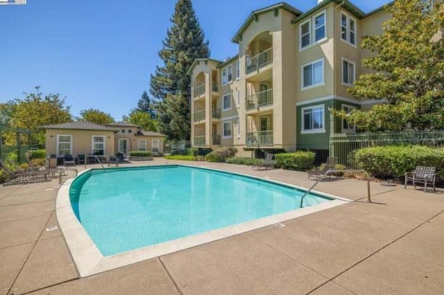 38780 Tyson Ln 305c, FREMONT