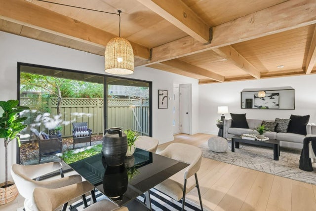 278 Monroe Dr 8, MOUNTAIN VIEW