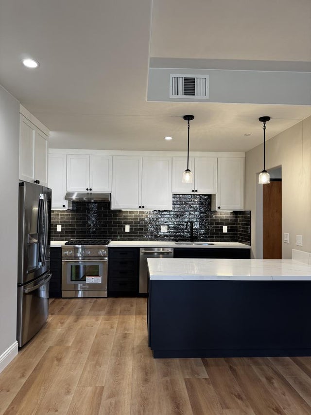 200 Sheridan Ave 306, PALO ALTO