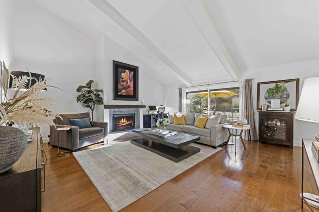 1115 Crestview Dr 2, SAN CARLOS