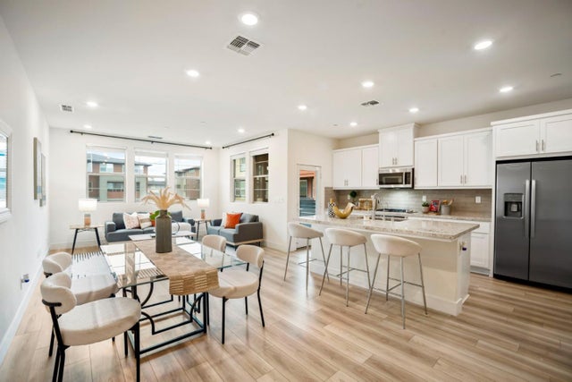 5720 Greige Cir G, DUBLIN