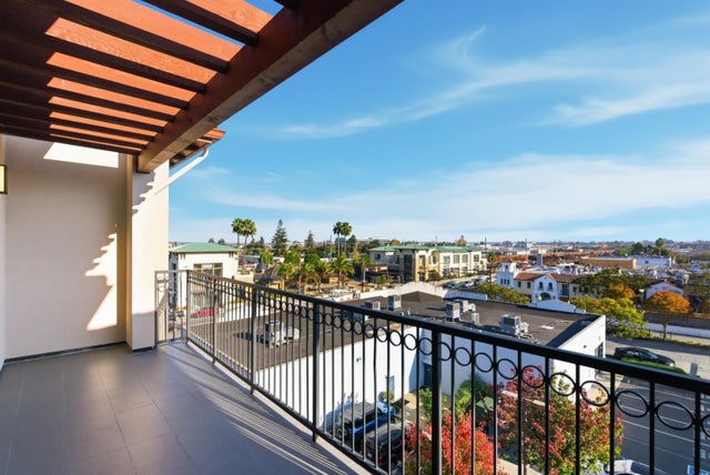 560 El Camino Real 406, SAN CARLOS