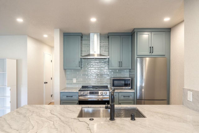 504 Ocean Ave 2, MONTEREY