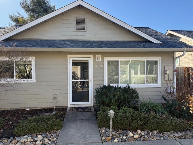 3332 Mission Dr, Santa Cruz