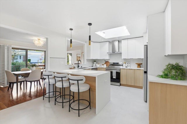 22851 Stonebridge St, CUPERTINO