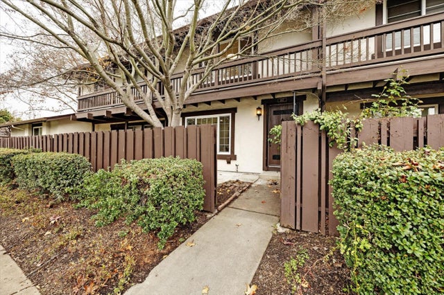 447 Vega Ter, FREMONT