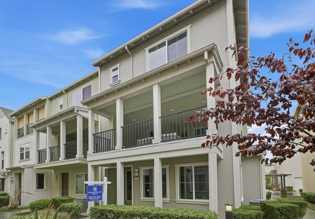 37598 Cape Cod Rd, Newark