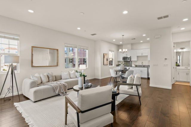 39829 Pelton Ter, Newark